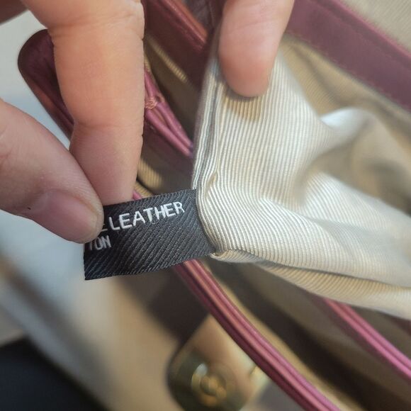 Pour La Victoire Leather Chain Shoulder Bag - Picture 9 of 12